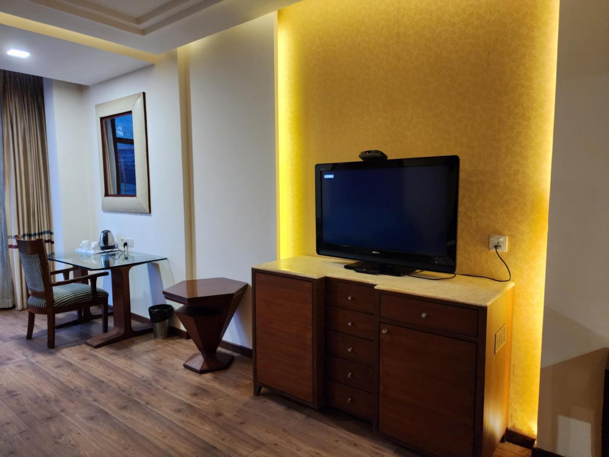 Hotel Royal Ark - Kasauli Extérieur photo