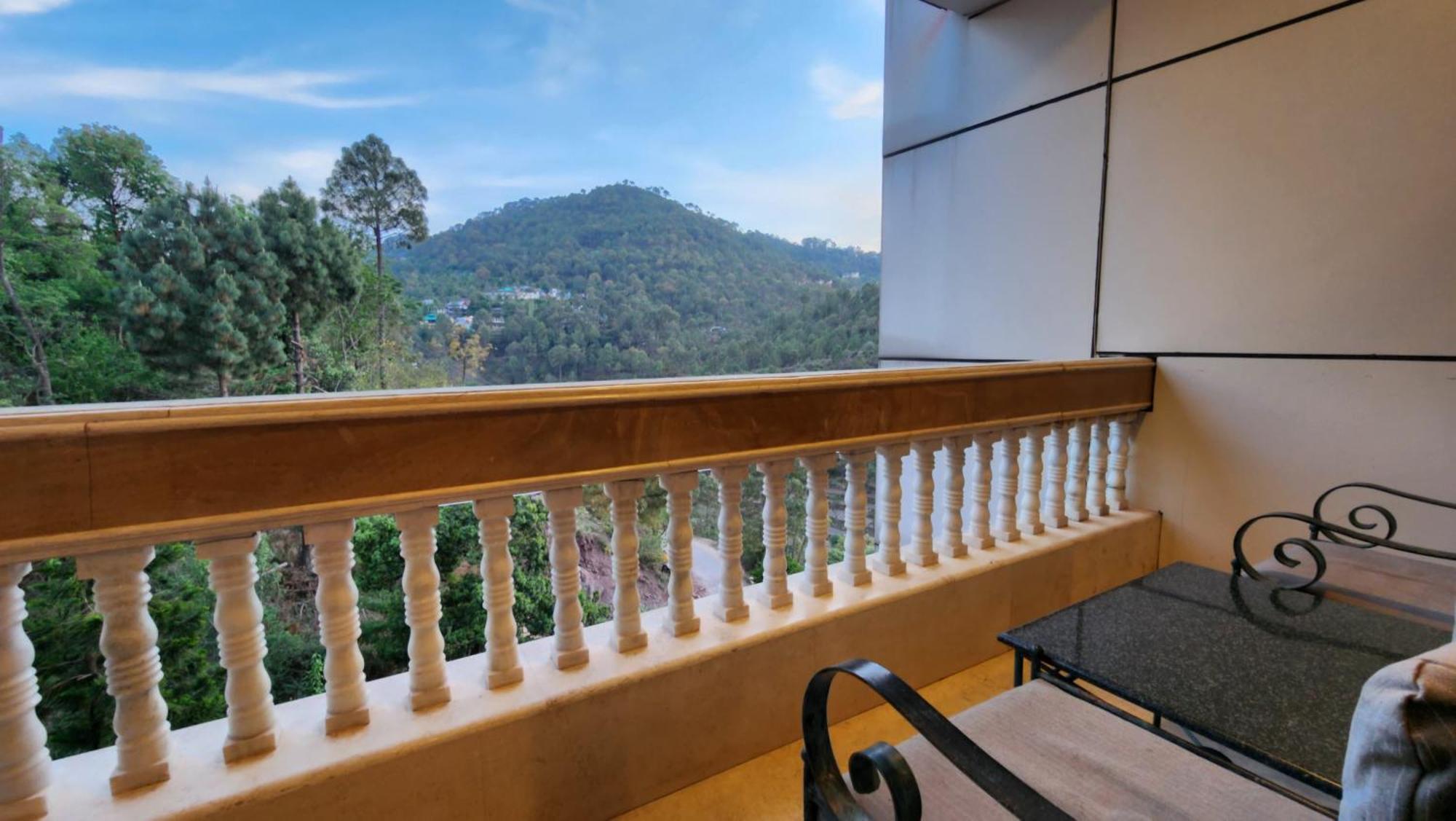 Hotel Royal Ark - Kasauli Extérieur photo