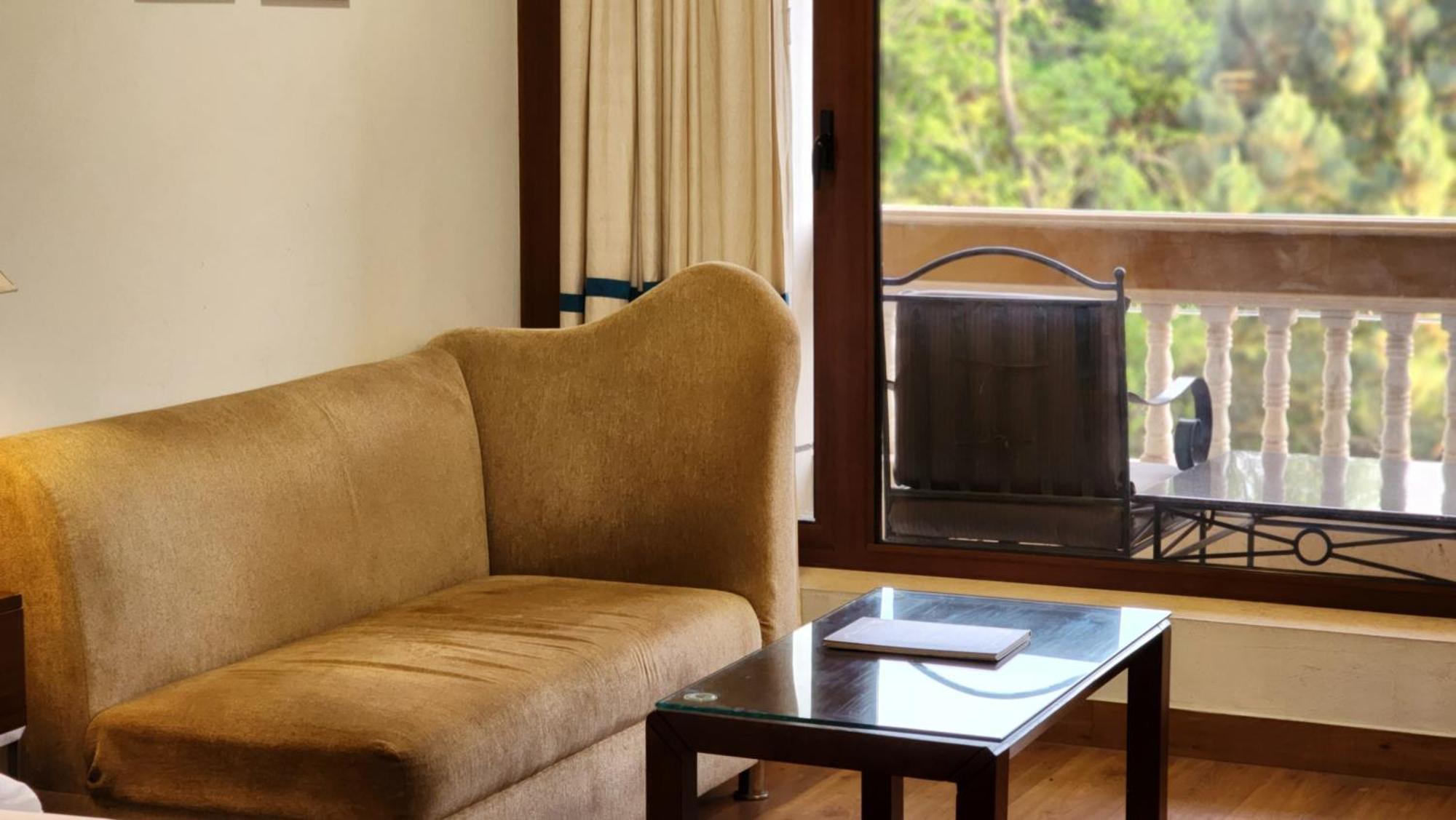 Hotel Royal Ark - Kasauli Extérieur photo