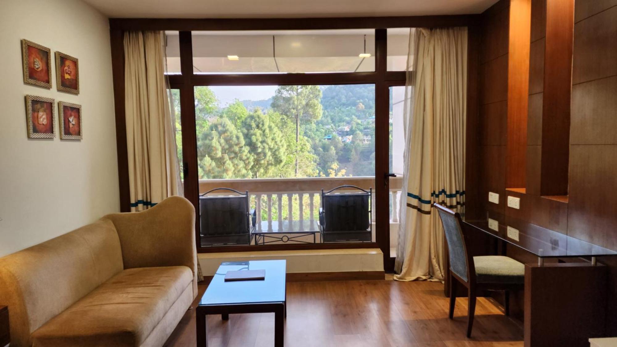 Hotel Royal Ark - Kasauli Extérieur photo