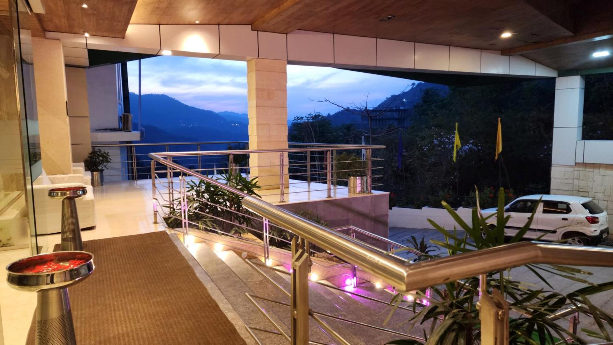 Hotel Royal Ark - Kasauli Extérieur photo