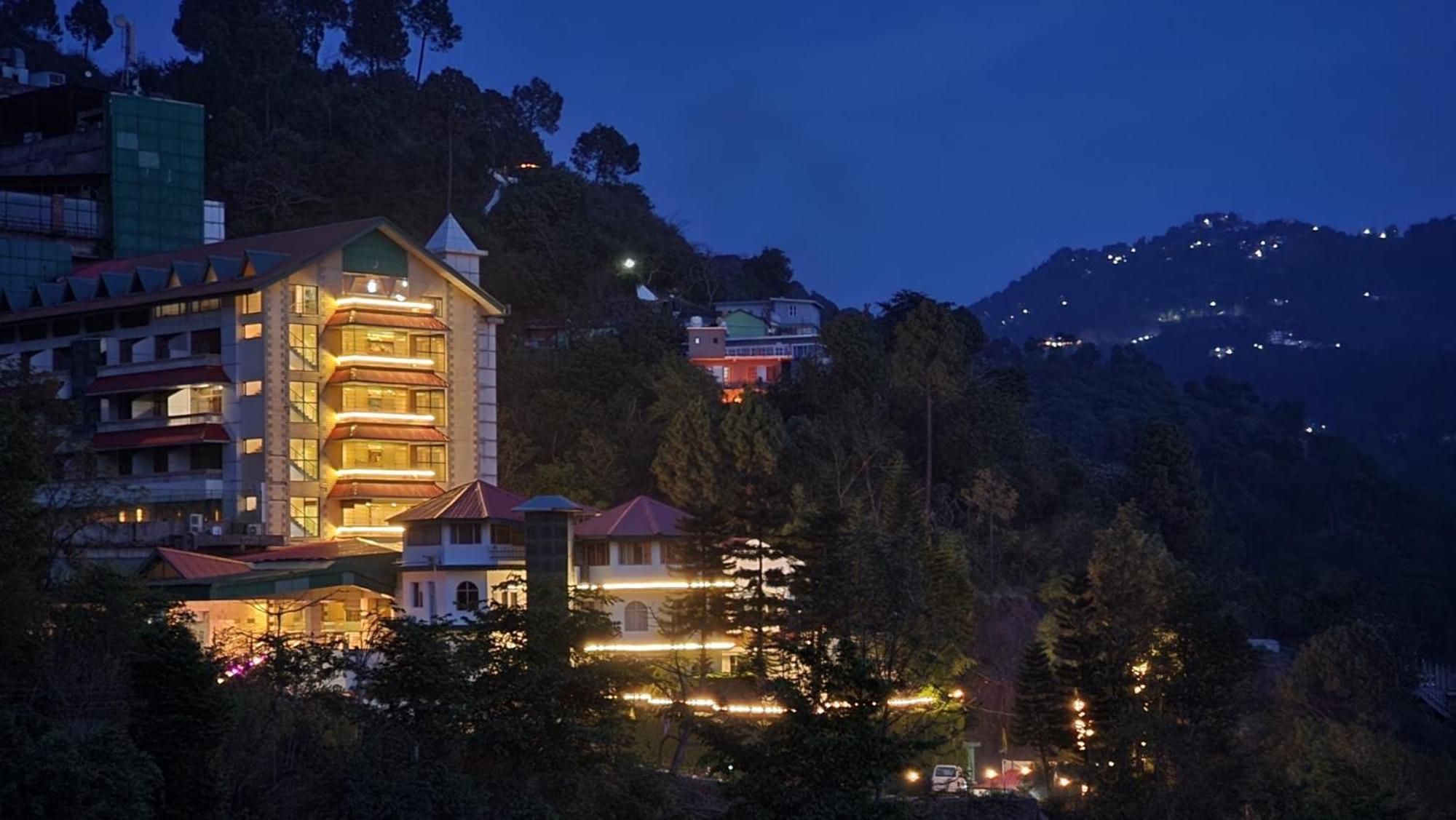 Hotel Royal Ark - Kasauli Extérieur photo