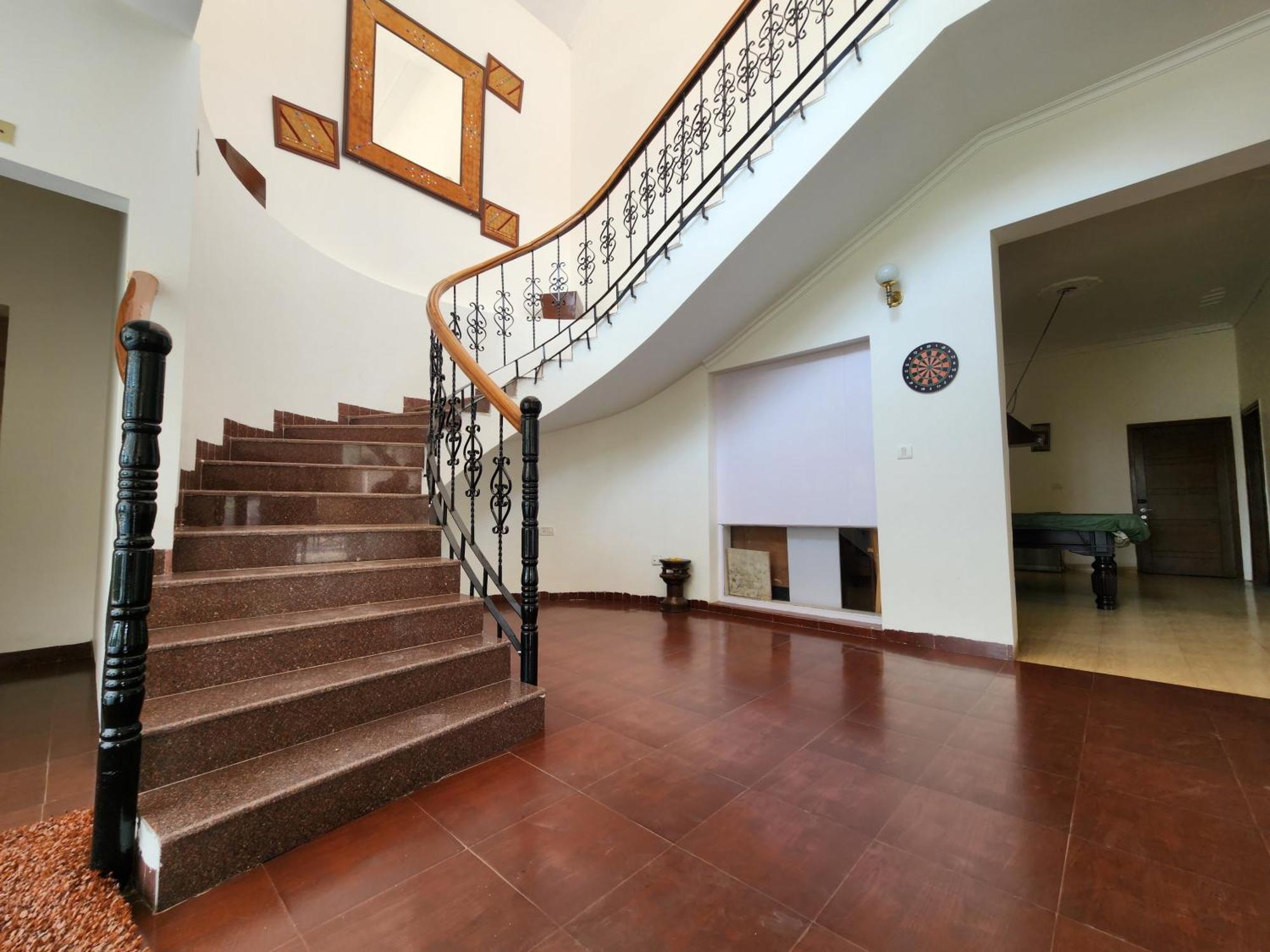 Hotel Royal Ark - Kasauli Extérieur photo